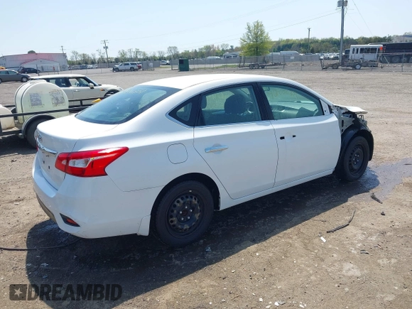 2018 Nissan Sentra SV with VIN 3N1AB7AP9JY236496, listed as a IAAI auction lot 42006351 with 61,356 mi miles. Bid and sale history available at carsss.com. Image 4.