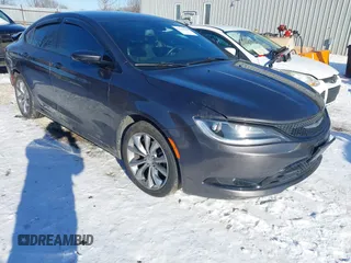 2015 Chrysler 200 S with VIN 1C3CCCBB7FN573949, listed as a IAAI auction lot 41314490 with 112,410 mi miles. Bid and sale history available at carsss.com. Image 1.