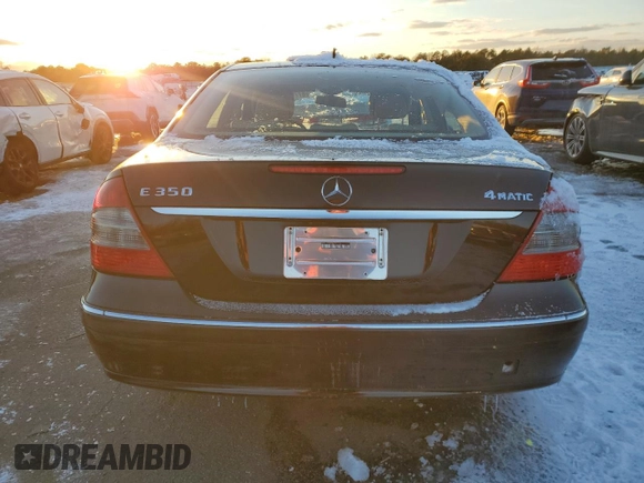 2008 Mercedes-Benz E 350 Luxury z VIN WDBUF87X58B204518, wystawiony jako Copart lot #87704065 z przebiegiem 38 939 mil mil oraz Nie do naprawy • Non repairable. Historia ofert i sprzedaży dostępna na DreamBid. Obrazek 6.