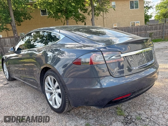 2017 Tesla Model S 60 с VIN 5YJSA1E14HF195384, выставлен на аукционе Copart как лот 61502705 с пробегом 52 092 миль миль и Чистый • Clean title. История ставок и продаж доступна на DreamBid. Изображение 3.