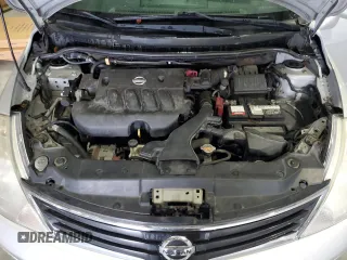 2011 Nissan Versa S z VIN 3N1BC1AP1BL424748, wystawiony jako Copart lot #59333105 z przebiegiem 167 489 mil mil oraz Szkoda całkowita • Salvage title. Historia ofert i sprzedaży dostępna na DreamBid. Obrazek 11.
