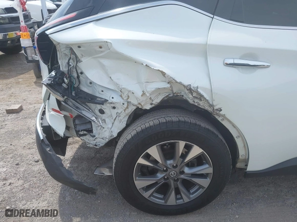 2016 Nissan Murano SV with VIN 5N1AZ2MG7GN152573, listed as a IAAI auction lot 40098918 with 89,953 mi miles. Bid and sale history available at carsss.com. Image 17.