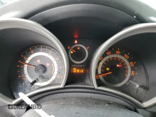 2013 Scion tC z VIN JTKJF5C76D3049435, wystawiony jako Copart lot #57429355 z przebiegiem 137 913 mil mil oraz Tytuł czysty. Historia ofert i sprzedaży dostępna na DreamBid. Obrazek 9.