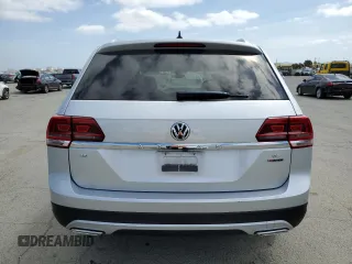 2018 Volkswagen Atlas SE z VIN 1V2LR2CAXJC560772, wystawiony jako Copart lot #53544725 z przebiegiem 70 282 mil mil oraz Szkoda całkowita • Salvage title. Historia ofert i sprzedaży dostępna na DreamBid. Obrazek 6.