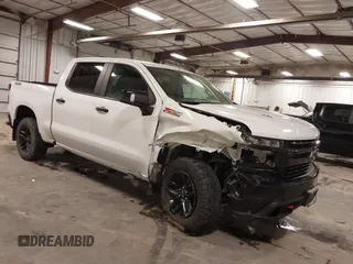 2021 Chevrolet Silverado 1500 LT Trail Boss with VIN 1GCPYFEL2MZ177616, listed as a IAAI auction lot 41941422 with 52,180 mi miles. Bid and sale history available at carsss.com. Image 1.