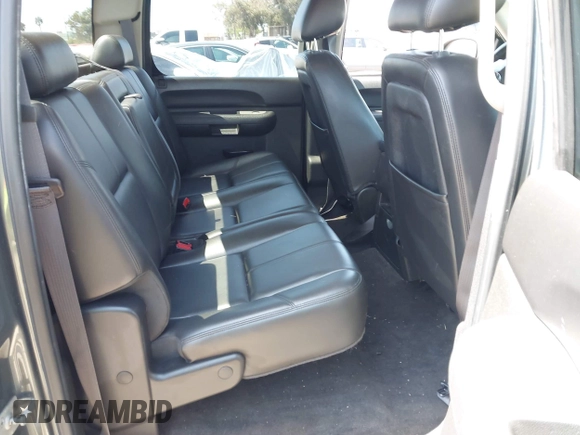 2011 Chevrolet Silverado 1500 LT with VIN 3GCPCSE02BG239588, listed as a IAAI auction lot 41963388 with 253,620 mi miles and . Bid and sale history available at DreamBid. Image 8.