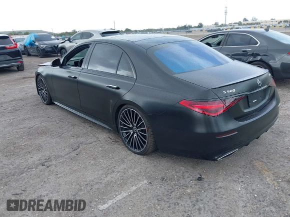 2022 Mercedes-Benz S 500 with VIN W1K6G6DB0NA148354, listed as a IAAI auction lot 41724082 with 34,116 mi miles and . Bid and sale history available at DreamBid. Image 3.