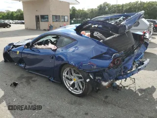 2019 Ferrari 812 z VIN ZFF83CLA6K0241260, wystawiony jako Copart lot #68317984 z przebiegiem Nie podano mil oraz Szkoda całkowita • Salvage title. Historia ofert i sprzedaży dostępna na DreamBid. Obrazek 2.