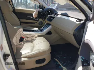 2017 Land Rover Range Rover Evoque SE z VIN SALVP2BG0HH172655, wystawiony jako IAAI lot #41794218 z przebiegiem 71 017 mil mil oraz . Historia ofert i sprzedaży dostępna na DreamBid. Obrazek 5.
