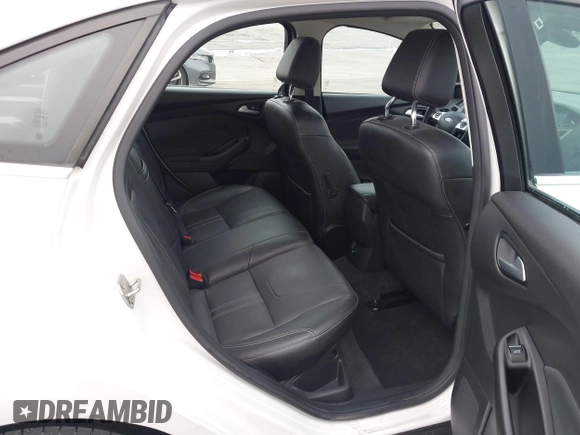 2012 Ford Focus SEL with VIN 1FAHP3H27CL314291, listed as a IAAI auction lot 41859207 with 86,830 mi miles. Bid and sale history available at carsss.com. Image 8.