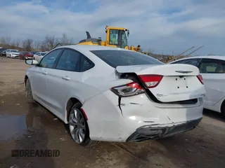 2016 Chrysler 200 S with VIN 1C3CCCBB6GN141810, listed as a IAAI auction lot 41819923 with 95,342 mi miles. Bid and sale history available at carsss.com. Image 3.