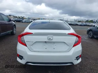 2019 Honda Civic EX-L z VIN 19XFC1F70KE202584, wystawiony jako IAAI lot #41727976 z przebiegiem 67 891 mil mil oraz . Historia ofert i sprzedaży dostępna na DreamBid. Obrazek 16.
