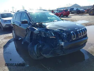 2018 Jeep Cherokee Latitude Plus with VIN 1C4PJLLB1JD552353, listed as a IAAI auction lot 41857521 with 69,880 mi miles. Bid and sale history available at carsss.com. Image 1.