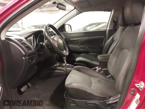 2015 Mitsubishi Outlander Sport ES with VIN 4A4AP3AU9FE024773, listed as a IAAI auction lot 41913938 with 190,740 mi miles. Bid and sale history available at carsss.com. Image 5.