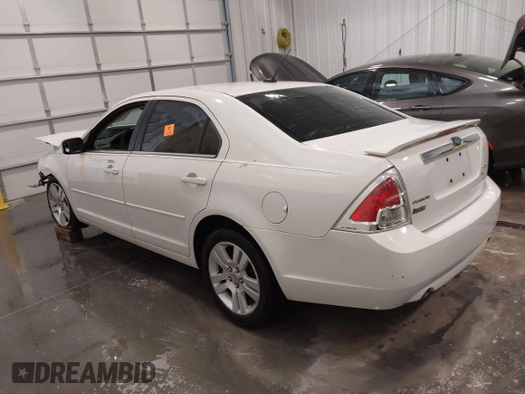 2009 Ford Fusion SEL with VIN 3FAHP08159R142620, listed as a IAAI auction lot 42040385 with 112,672 mi miles and . Bid and sale history available at carsss.com. Image 3.
