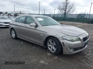 2012 BMW 5 Series 528i xDrive with VIN WBAXH5C53CDW08326, listed as a IAAI auction lot 41803029 with 132,507 mi miles. Bid and sale history available at carsss.com. Image 1.