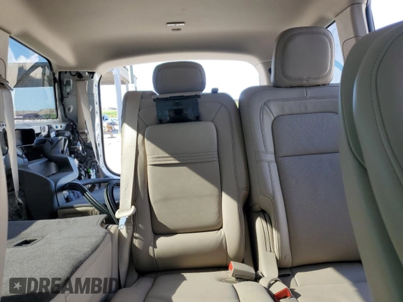 2020 Lincoln Aviator Reserve z VIN 5LM5J7WCXLGL10805, wystawiony jako Copart lot #56521375 z przebiegiem 53 729 mil mil oraz Szkoda całkowita • Salvage title. Historia ofert i sprzedaży dostępna na DreamBid. Obrazek 10.