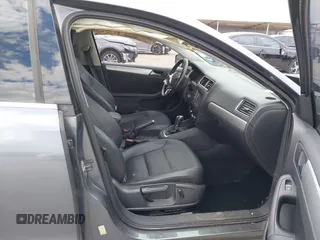 2013 Volkswagen Jetta SE with VIN 3VWDX7AJ6DM442987, listed as a IAAI auction lot 42240855 with 150,540 mi miles and . Bid and sale history available at DreamBid. Image 5.