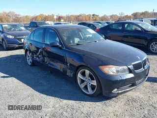 2006 BMW 3 Series 330i z VIN WBAVB33536AZ86617, wystawiony jako IAAI lot #40736005 z przebiegiem 139 015 mil mil oraz . Historia ofert i sprzedaży dostępna na DreamBid. Obrazek 6.