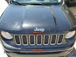2017 Jeep Renegade Sport с VIN ZACCJAAB0HPE83379, выставлен на аукционе Copart как лот 56929755 с пробегом 180 942 миль миль и Списание • Salvage title. История ставок и продаж доступна на DreamBid. Изображение 12.