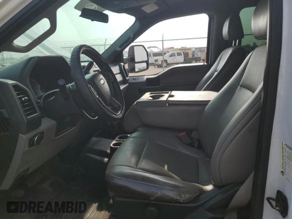2019 Ford Super Duty F-250 SRW XL with VIN 1FT7W2A68KEE62694, listed as a Copart auction lot 82036854 with 153,678 mi miles and Salvage Title. Bid and sale history available at carsss.com. Image 7.