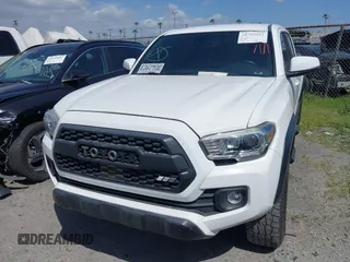 2021 Toyota Tacoma 4WD SR5 with VIN 3TMDZ5BN7MM103321, listed as a IAAI auction lot 41765512 with 49,009 mi miles. Bid and sale history available at carsss.com. Image 13.