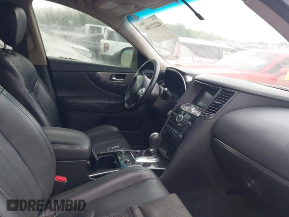2014 Infiniti QX70 с VIN JN8CS1MU7EM451246, выставлен на аукционе IAAI как лот 42221306 с пробегом 190 252 миль миль и . История ставок и продаж доступна на DreamBid. Изображение 5.