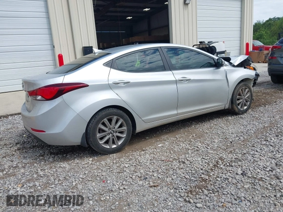 2015 Hyundai Elantra SE z VIN 5NPDH4AE6FH616583, wystawiony jako IAAI lot #42188154 z przebiegiem 105 523 mil mil oraz . Historia ofert i sprzedaży dostępna na DreamBid. Obrazek 4.