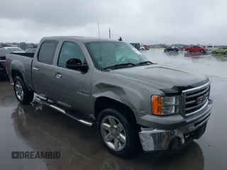 2013 GMC Sierra 1500 SLE z VIN 3GTP1VE0XDG181630, wystawiony jako IAAI lot #41895747 z przebiegiem 178 019 mil mil oraz . Historia ofert i sprzedaży dostępna na DreamBid. Obrazek 1.