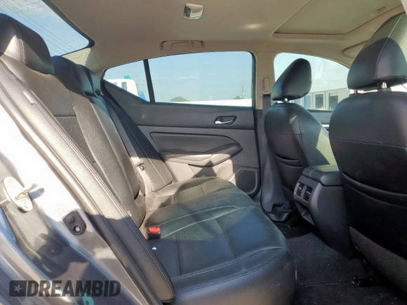 2019 Nissan Altima SV z VIN 1N4BL4DVXKC118559, wystawiony jako Copart lot #53390185 z przebiegiem 162 124 mil mil oraz Szkoda całkowita • Salvage title. Historia ofert i sprzedaży dostępna na DreamBid. Obrazek 10.