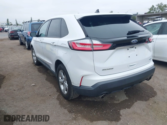2020 Ford Edge SE z VIN 2FMPK3G92LBB16765, wystawiony jako IAAI lot #42413763 z przebiegiem 99 058 mil mil oraz . Historia ofert i sprzedaży dostępna na DreamBid. Obrazek 3.