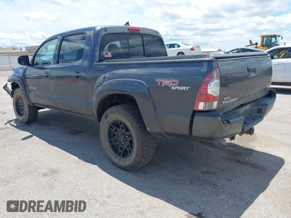 2012 Toyota Tacoma z VIN 5TFLU4EN8CX023888, wystawiony jako IAAI lot #42545349 z przebiegiem 118 369 mil mil oraz . Historia ofert i sprzedaży dostępna na DreamBid. Obrazek 3.