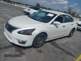 2015 Nissan Altima SL with VIN 1N4AL3APXFC136884, listed as a IAAI auction lot 41787571 with 149,190 mi miles and . Bid and sale history available at DreamBid. Image 2.