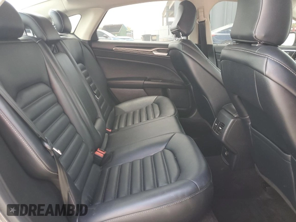 2020 Ford Fusion SEL with VIN 3FA6P0CD5LR177156, listed as a Copart auction lot 65674585 with 123,728 mi miles and Salvage title. Bid and sale history available at DreamBid. Image 10.