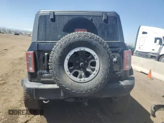 2024 Ford Bronco Badlands z VIN 1FMEE9BP6RLA19522, wystawiony jako Copart lot #52170655 z przebiegiem 10 057 mil mil oraz Szkoda całkowita • Salvage title. Historia ofert i sprzedaży dostępna na DreamBid. Obrazek 6.