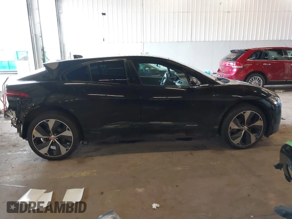 2019 Jaguar I-Pace HSE z VIN SADHD2S12K1F76296, wystawiony jako IAAI lot #41870234 z przebiegiem 46 704 mil mil oraz . Historia ofert i sprzedaży dostępna na DreamBid. Obrazek 14.