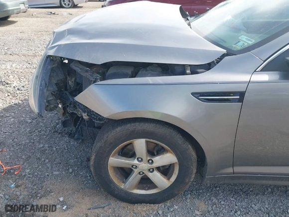 2014 Kia Optima LX with VIN 5XXGM4A79EG287804, listed as a IAAI auction lot 41824981 with 191,213 mi miles. Bid and sale history available at carsss.com. Image 6.