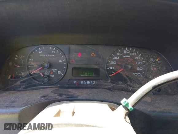 2006 Ford F-250 XL с VIN 1FTSX21P46EB63967, выставлен на аукционе IAAI как лот 42448401 с пробегом 258 781 миль миль и . История ставок и продаж доступна на DreamBid. Изображение 7.