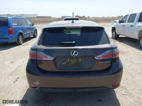 2013 Lexus CT 200h Hybrid with VIN JTHKD5BH4D2124262, listed as a IAAI auction lot 41823904 with 114,755 mi miles. Bid and sale history available at carsss.com. Image 16.