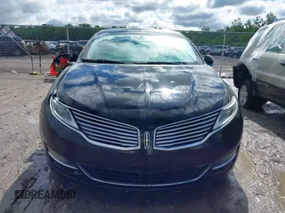 2015 Lincoln MKZ z VIN 3LN6L2G99FR625258, wystawiony jako IAAI lot #42308188 z przebiegiem 186 911 mil mil oraz . Historia ofert i sprzedaży dostępna na DreamBid. Obrazek 12.