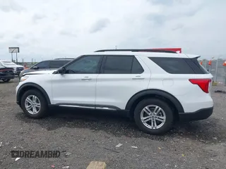 2020 Ford Explorer XLT with VIN 1FMSK7DH4LGC22642, listed as a IAAI auction lot 41932776 with 45,099 mi miles and . Bid and sale history available at carsss.com. Image 14.