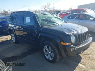 2015 Jeep Patriot Sport z VIN 1C4NJPBB8FD274140, wystawiony jako IAAI lot #41444121 z przebiegiem 111 195 mil mil oraz . Historia ofert i sprzedaży dostępna na DreamBid. Obrazek 1.