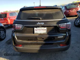 2019 Jeep Compass Altitude with VIN 3C4NJCBB4KT685886, listed as a Copart auction lot 74111314 with 24,455 mi miles and Salvage Title. Bid and sale history available at carsss.com. Image 6.