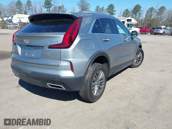 2025 Cadillac XT4 AWD Premium Luxury with VIN 1GYFZDR48SF138618, listed as a IAAI auction lot 41889219 with 7,823 mi miles and . Bid and sale history available at DreamBid. Image 4.