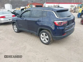 2019 Jeep Compass Latitude with VIN 3C4NJDBB3KT835802, listed as a IAAI auction lot 41893590 with 49,716 mi miles and . Bid and sale history available at DreamBid. Image 3.