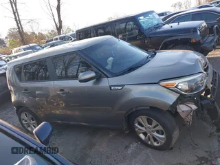 2016 Kia Soul + with VIN KNDJP3A51G7302491, listed as a IAAI auction lot 41794567 with 123,425 mi miles. Bid and sale history available at carsss.com. Image 13.