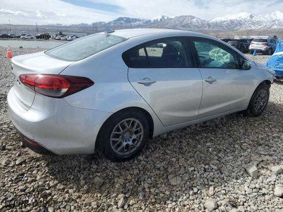 2017 Kia Forte LX with VIN 3KPFK4A78HE010026, listed as a Copart auction lot 46335485 with 165,220 mi miles and Salvage Title. Bid and sale history available at carsss.com. Image 3.