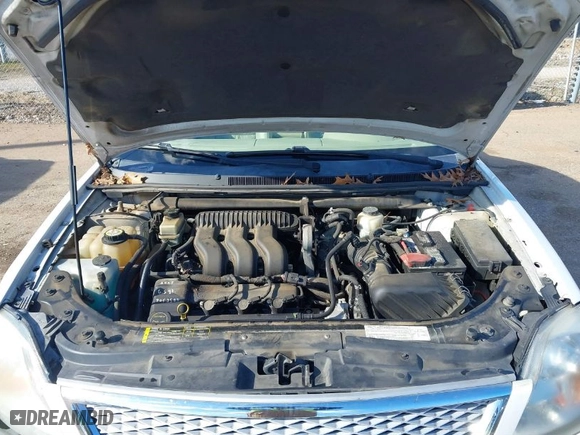 2007 Ford Five Hundred Limited with VIN 1FAHP25187G111706, listed as a IAAI auction lot 41153431 with 235,781 mi miles. Bid and sale history available at carsss.com. Image 10.