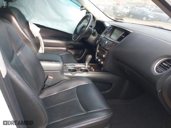 2014 Nissan Pathfinder Platinum with VIN 5N1AR2MN7EC690536, listed as a IAAI auction lot 41815660 with 161,754 mi miles. Bid and sale history available at carsss.com. Image 5.