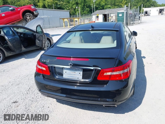 2012 Mercedes-Benz E 550 with VIN WDDKJ7DB5CF150395, listed as a IAAI auction lot 42673196 with 125,247 mi miles and . Bid and sale history available at DreamBid. Image 16.